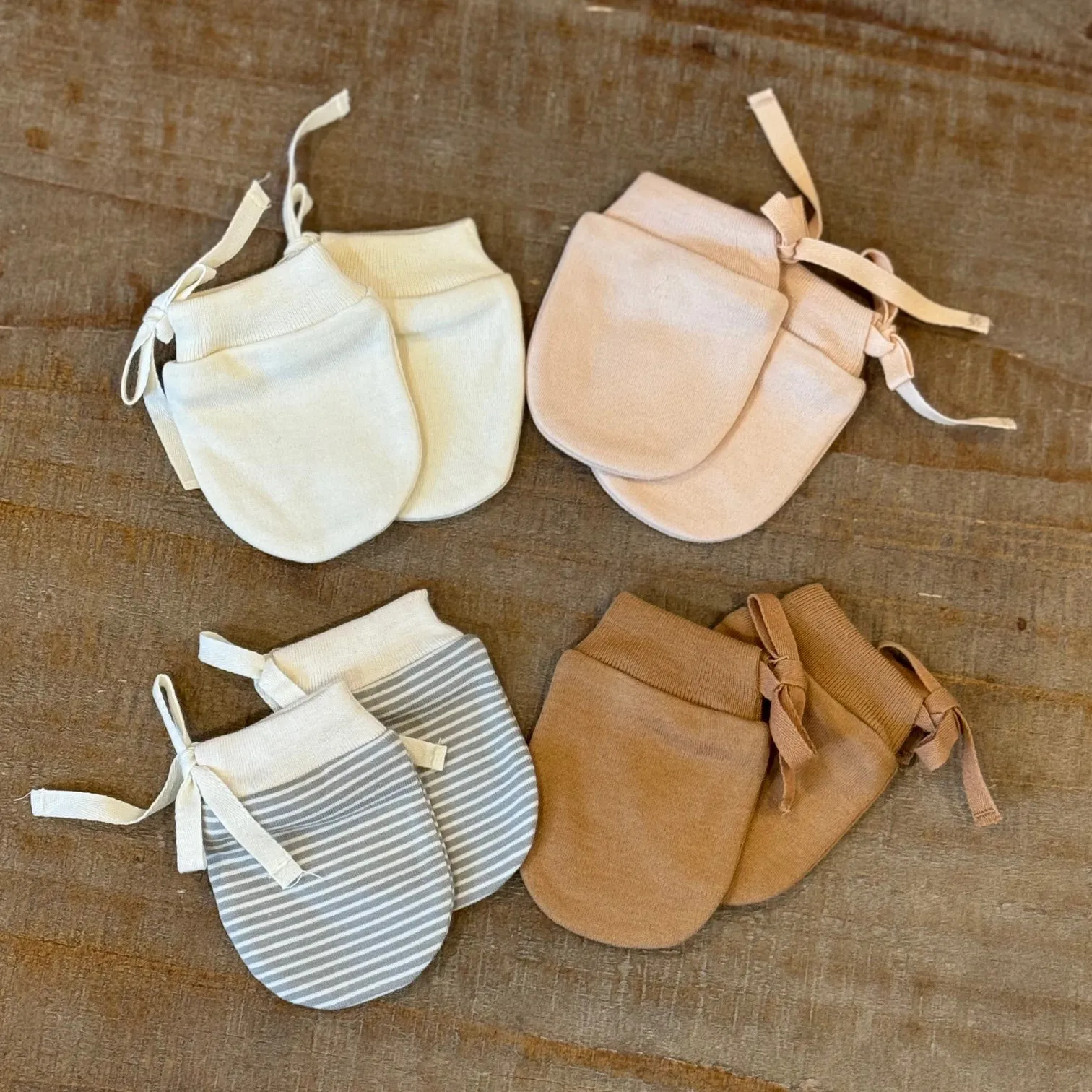No Scratch Mittens Set